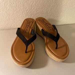 ZODIAC Wedge Sandler